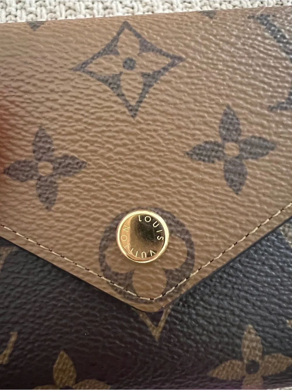 Louis Vuitton Two-Tone Monogram Victorine Card Wallet - Picture 6 of 6